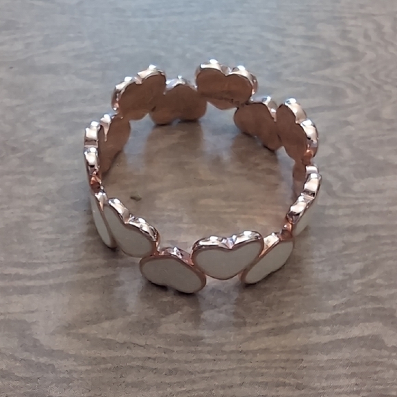 Elegant Heart Ring with Opalescent Accents - Picture 2 of 5